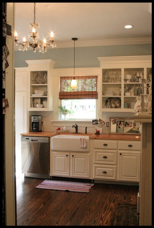 skiesofparchment-cottage-kitchen